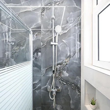 公寓 Sea & Joy 伊利索斯